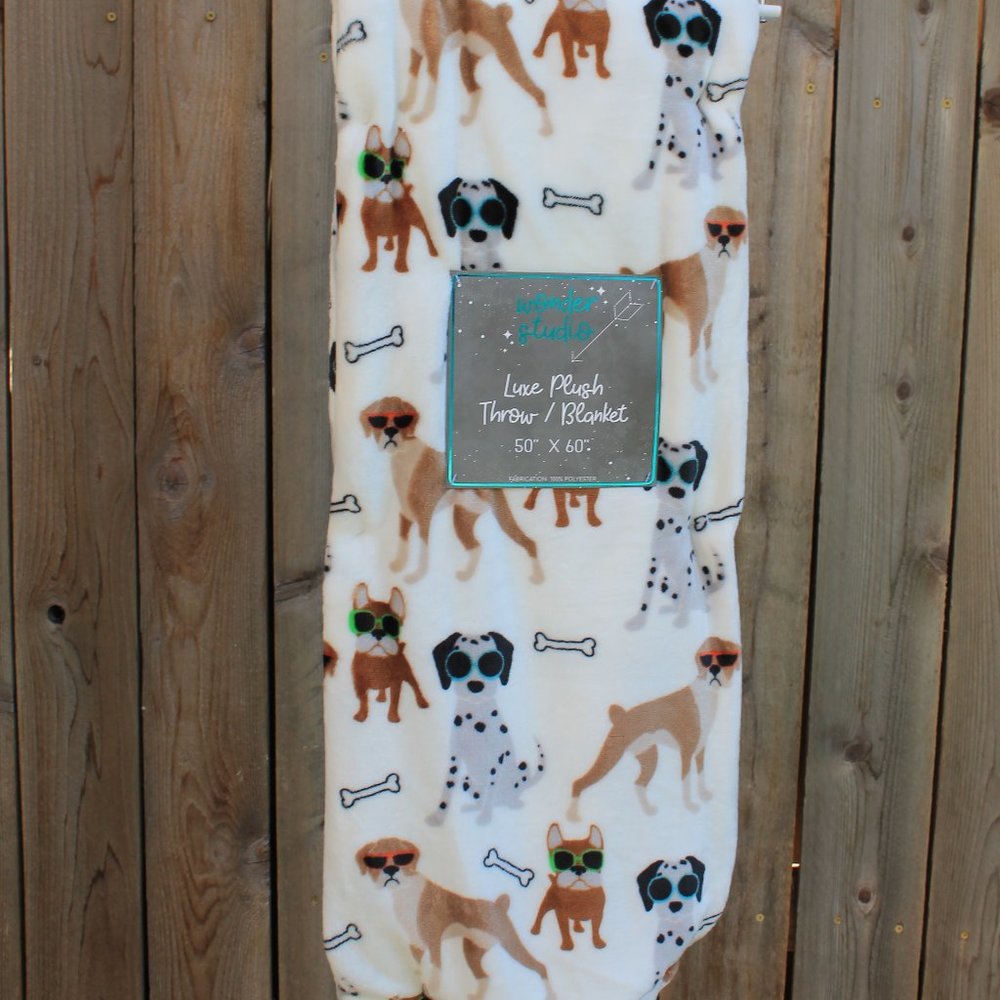 Wonder Studio Dog Boxer Bulldog Blanket NWT